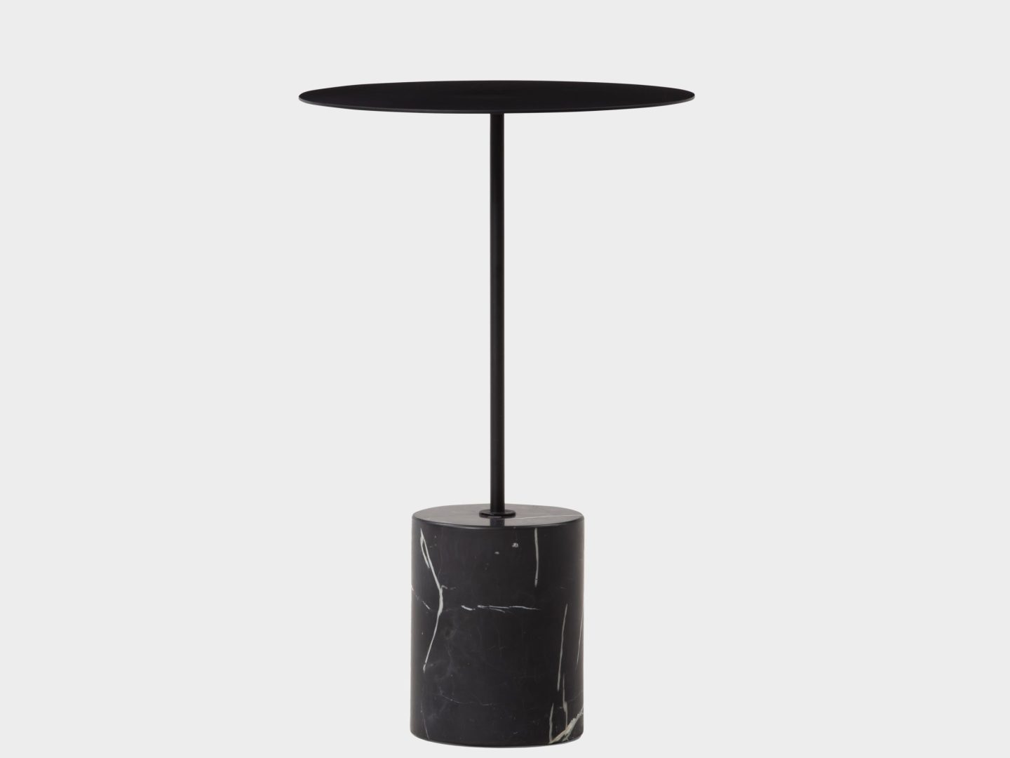 Wendelbo_Calibre side table_High_Grey background_72 dpi