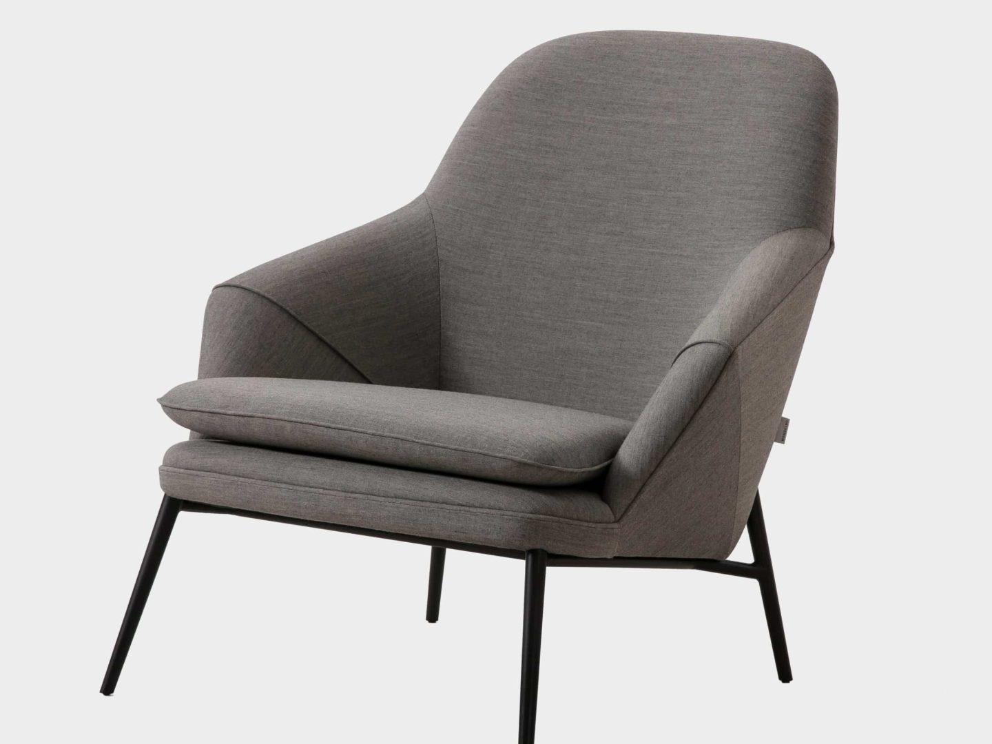 Wendelbo_Hug chair_Remix 3 col. 133_V1_Grey background_300 dpi